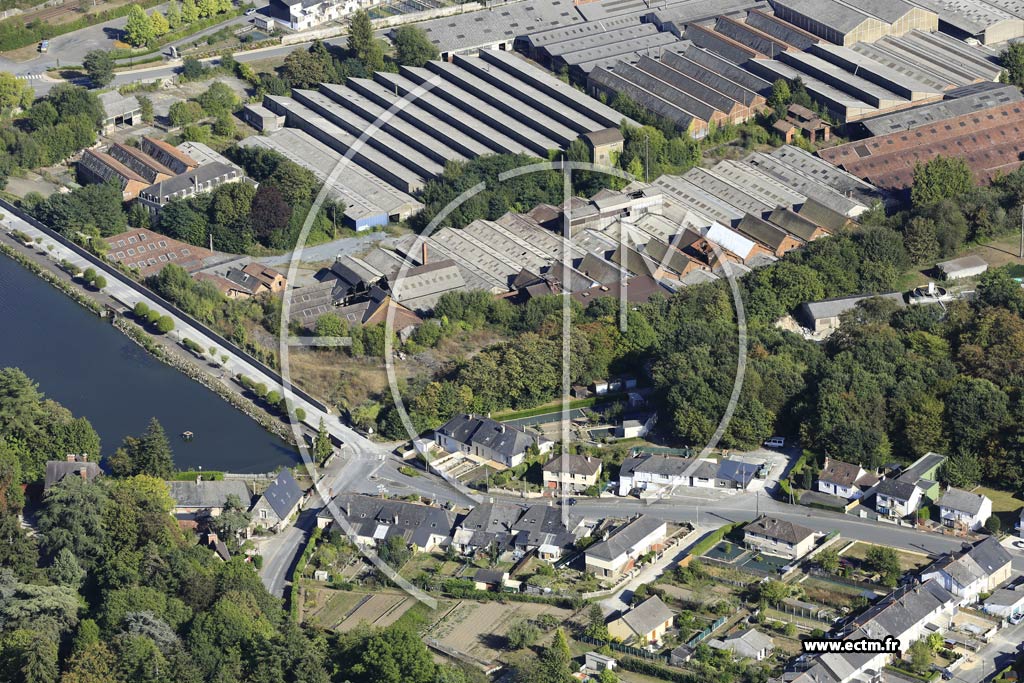 Photo arienne de Port-Brillet (la Charpenterie)