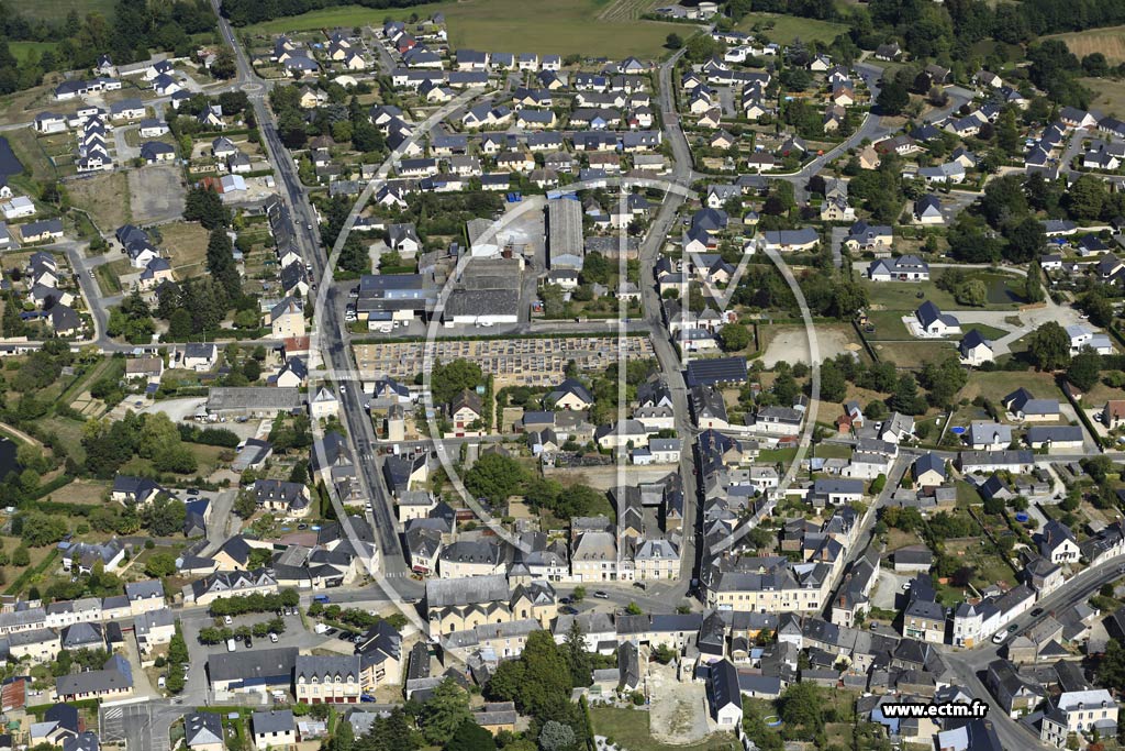 Photo arienne de Quelaines-Saint-Gault