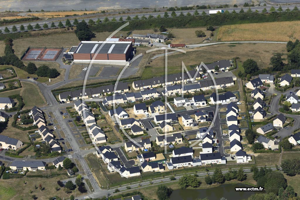 Photo arienne de Saint-Berthevin (l'glanire)