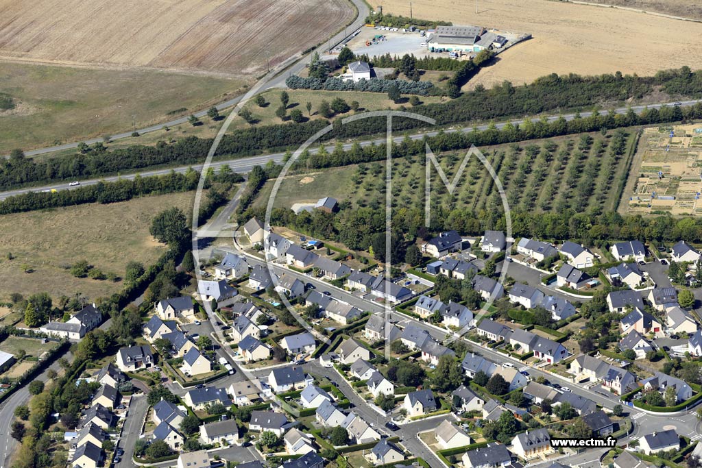 Photo arienne de Saint-Berthevin (les Gulinires)