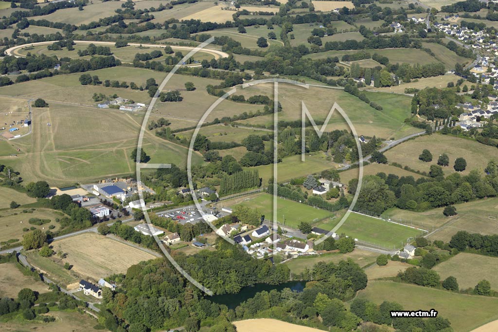 Photo arienne de Saint-Oun-des-Toits (la Maitrie)