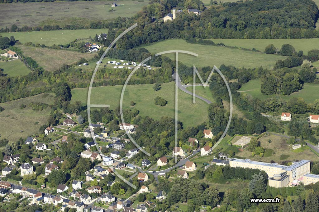 Photo arienne de Lisieux (le Mont Mry)