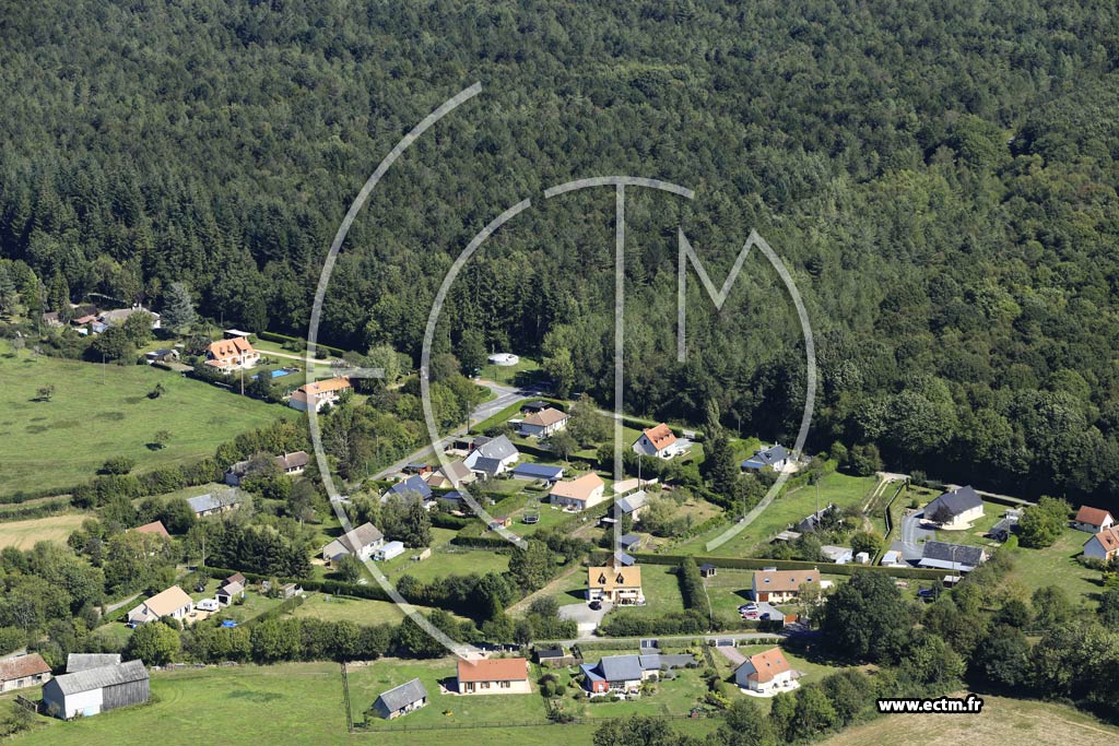 Photo arienne de Livarot-Pays-d'Auge (la Moissandire)