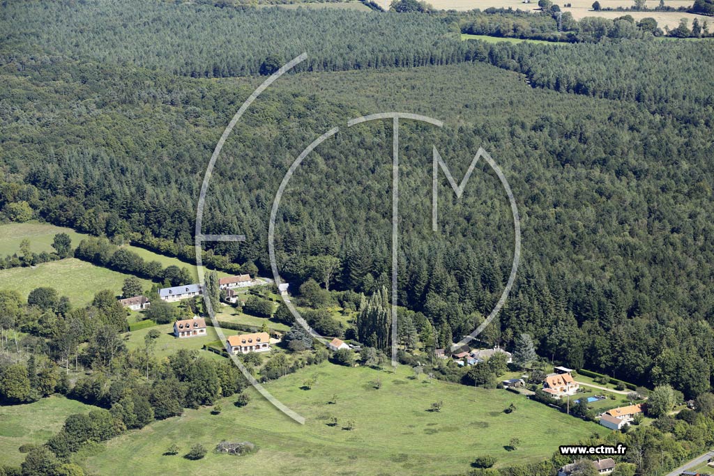 Photo arienne de Livarot-Pays-d'Auge (les Fontaines)