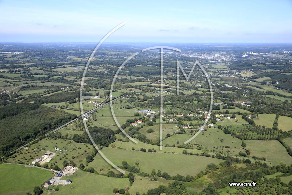 Photo arienne de Saint-Germain-de-Livet (la Redoute)