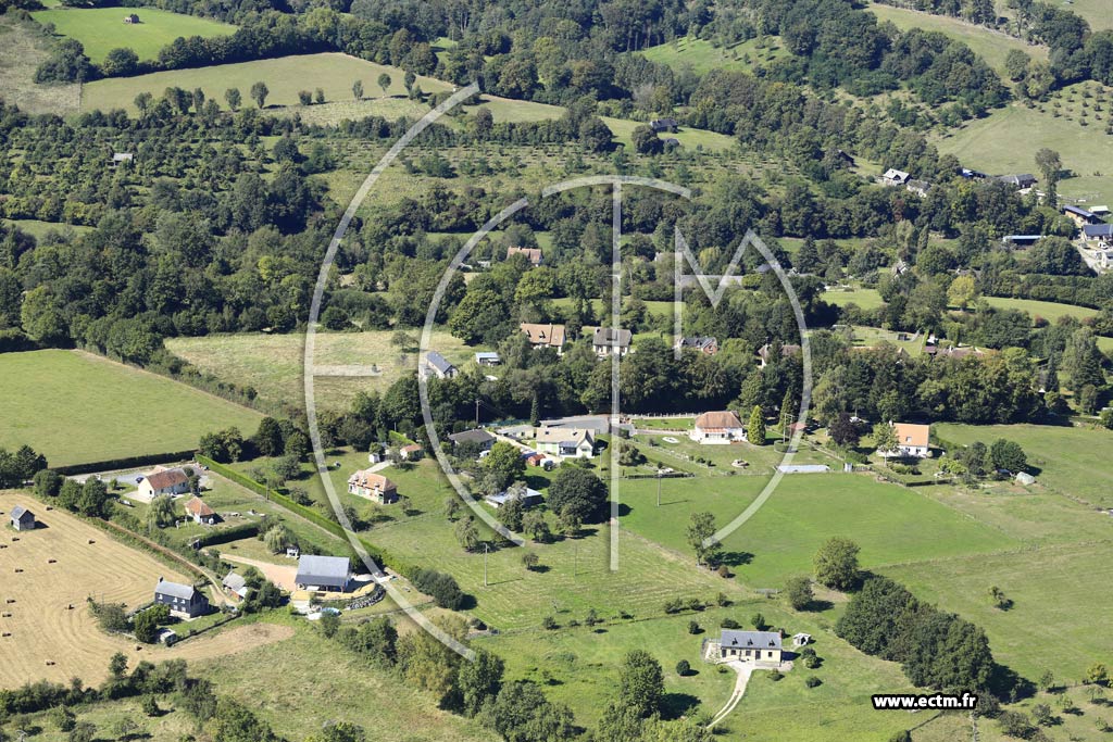 Photo arienne de Saint-Germain-de-Livet (la Redoute)