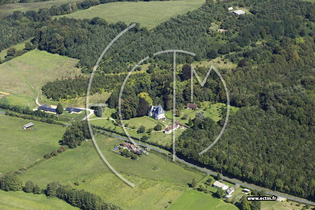 Photo arienne de Saint-Martin-de-la-Lieue (Ferme de la Valle)