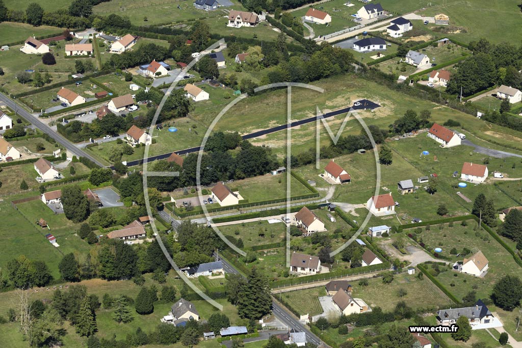 Photo arienne de Saint-Martin-de-Mailloc (la Martinire)
