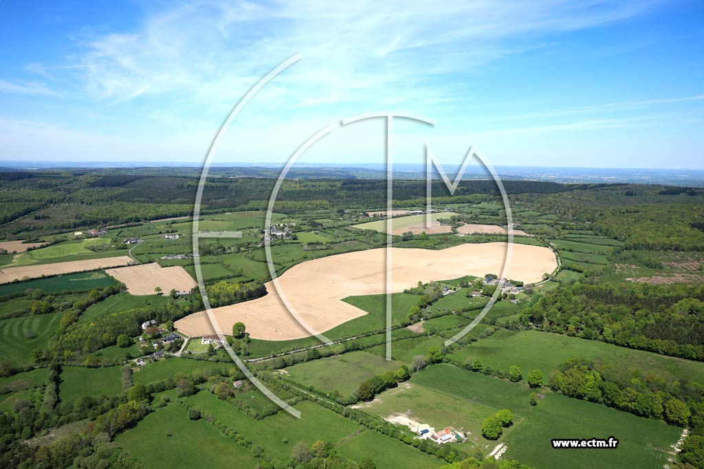 Photo arienne de Fontenai-les-Louvets