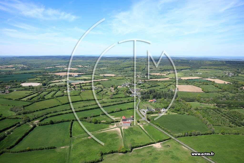 Photo arienne de Fontenai-les-Louvets