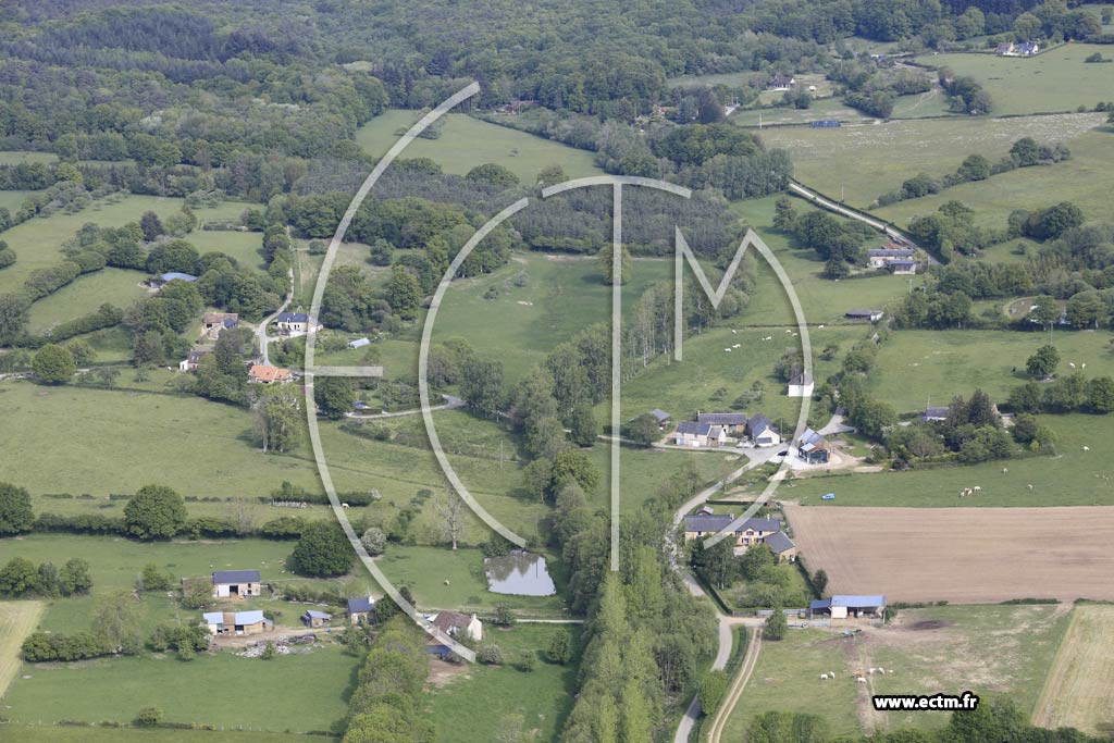 Photo arienne de Champfrmont (La Cottemandire)