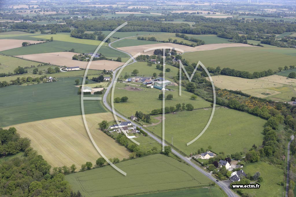 Photo arienne de Javron-les-Chapelles