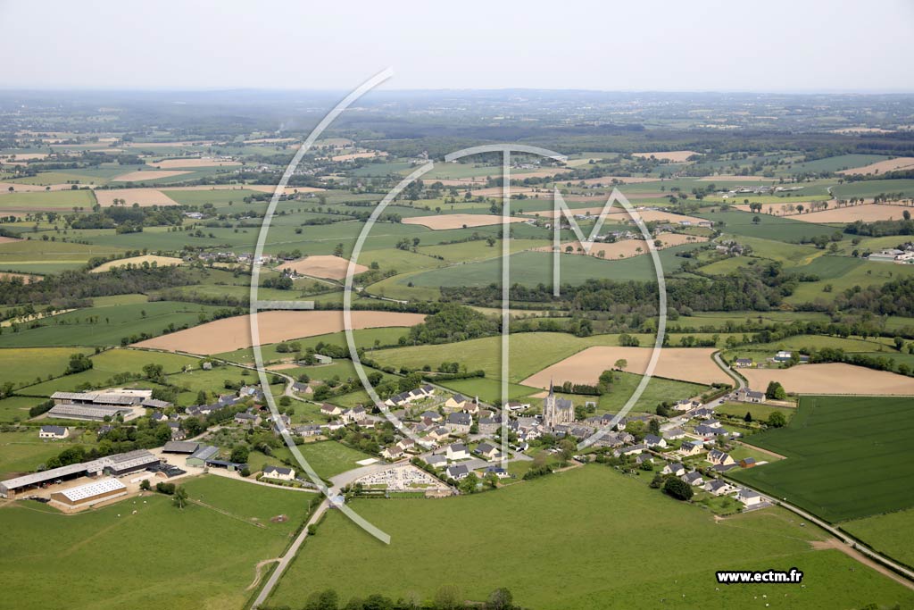 Photo arienne de Saint-Calais-du-Dsert
