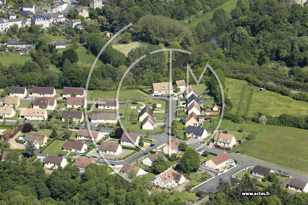Photo arienne de Fresnay-sur-Sarthe