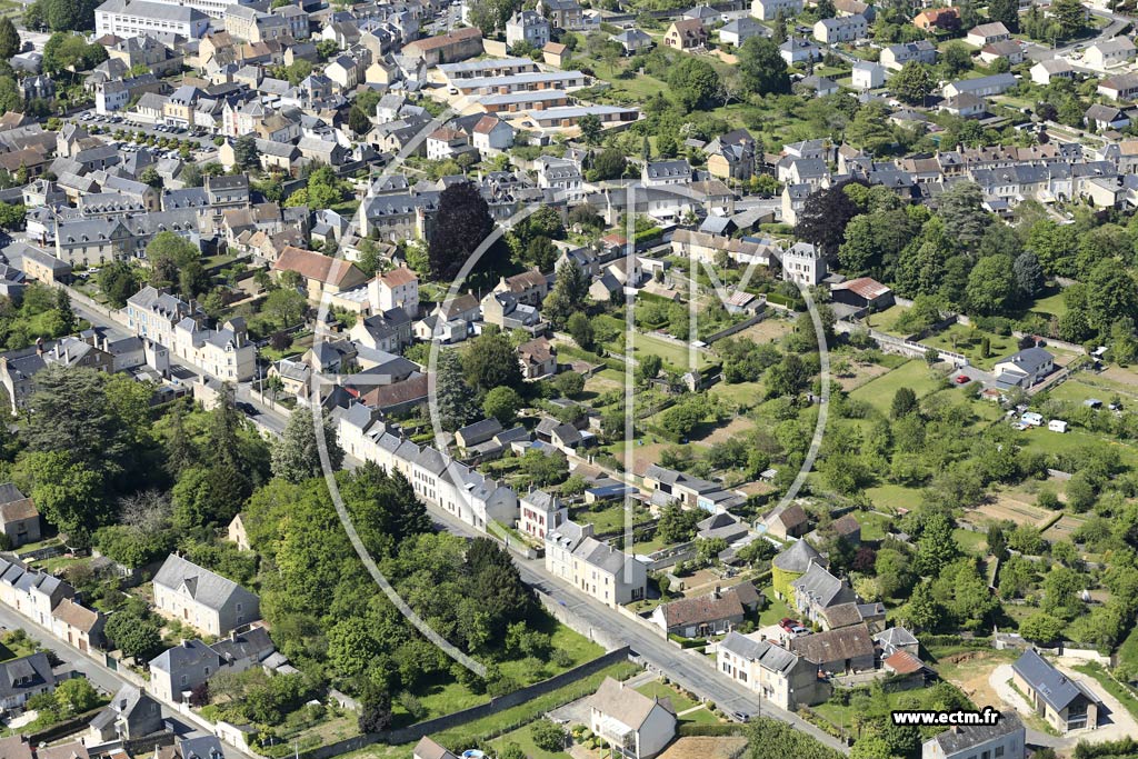 Photo arienne de Fresnay-sur-Sarthe