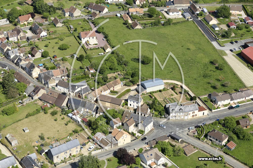 Photo arienne de Saint-Aubin-de-Locquenay