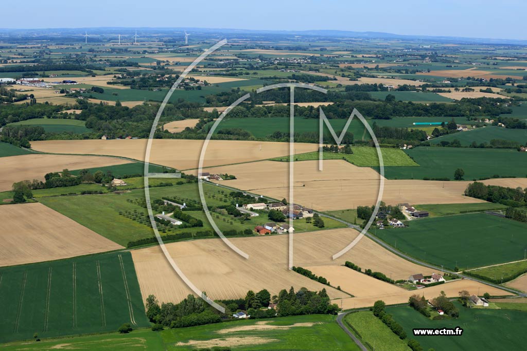 Photo arienne de Avesnes-en-Saosnois (La Petite Croupe)