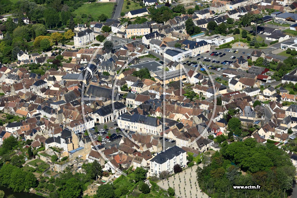 Photo arienne de Beaumont-sur-Sarthe