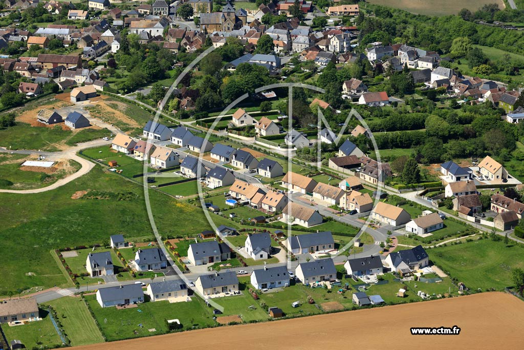 Photo arienne de Domfront-en-Champagne