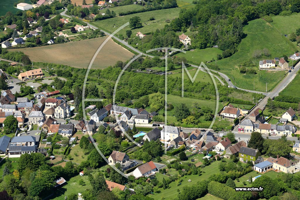 Photo arienne de Domfront-en-Champagne