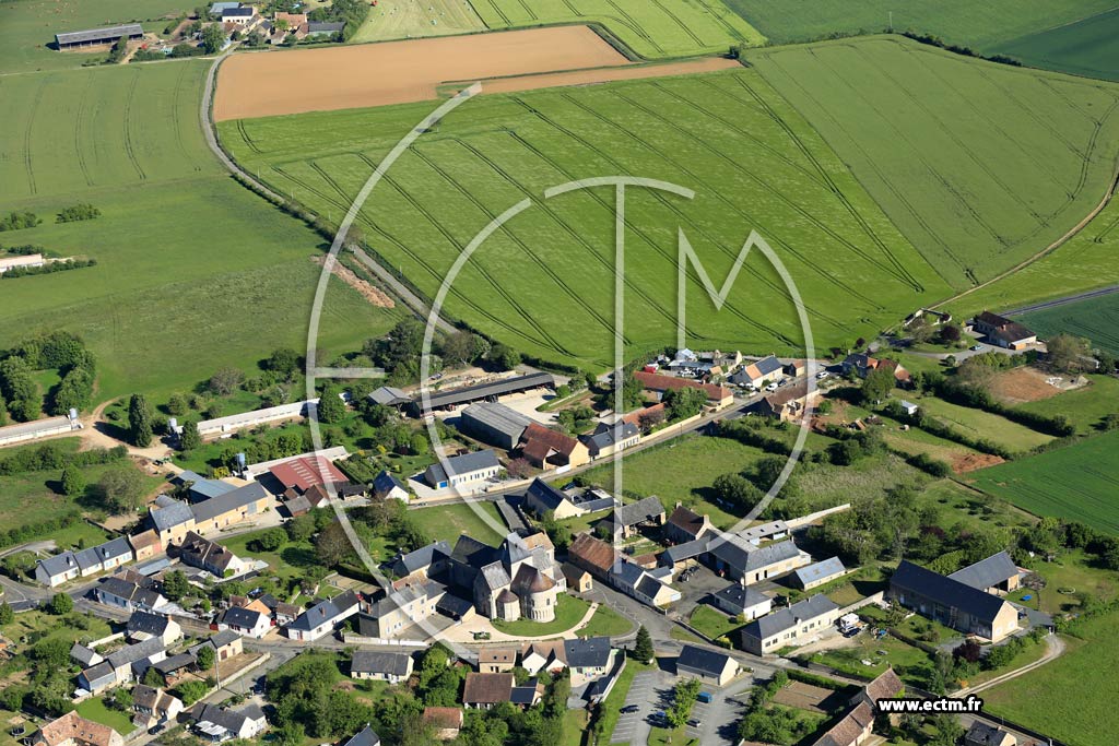 Photo arienne de Neuvy-en-Champagne