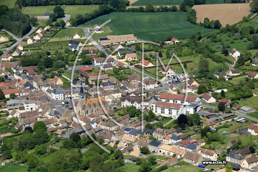 Photo arienne de Nogent-le-Bernard