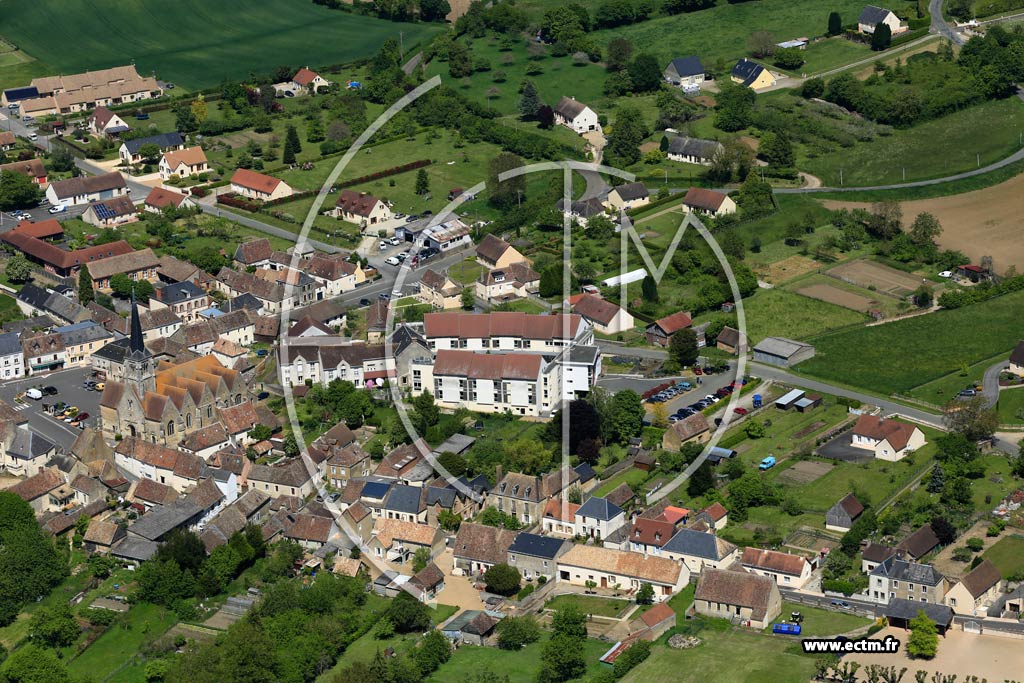 Photo arienne de Nogent-le-Bernard