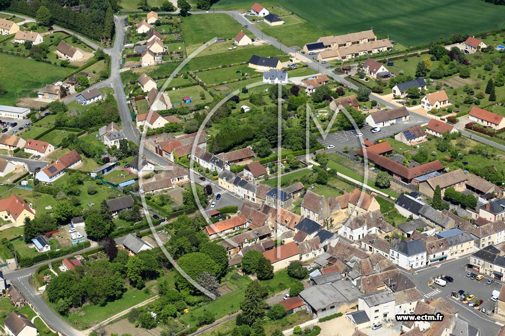 Photo arienne de Nogent-le-Bernard