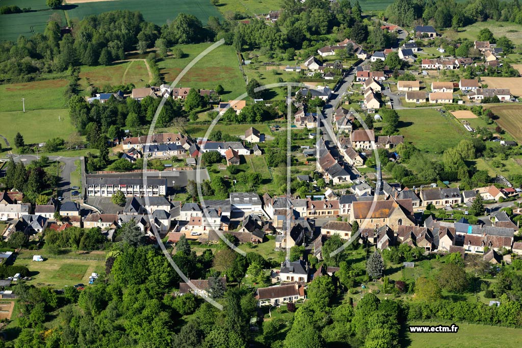 Photo arienne de Saint-Michel-de-Chavaignes