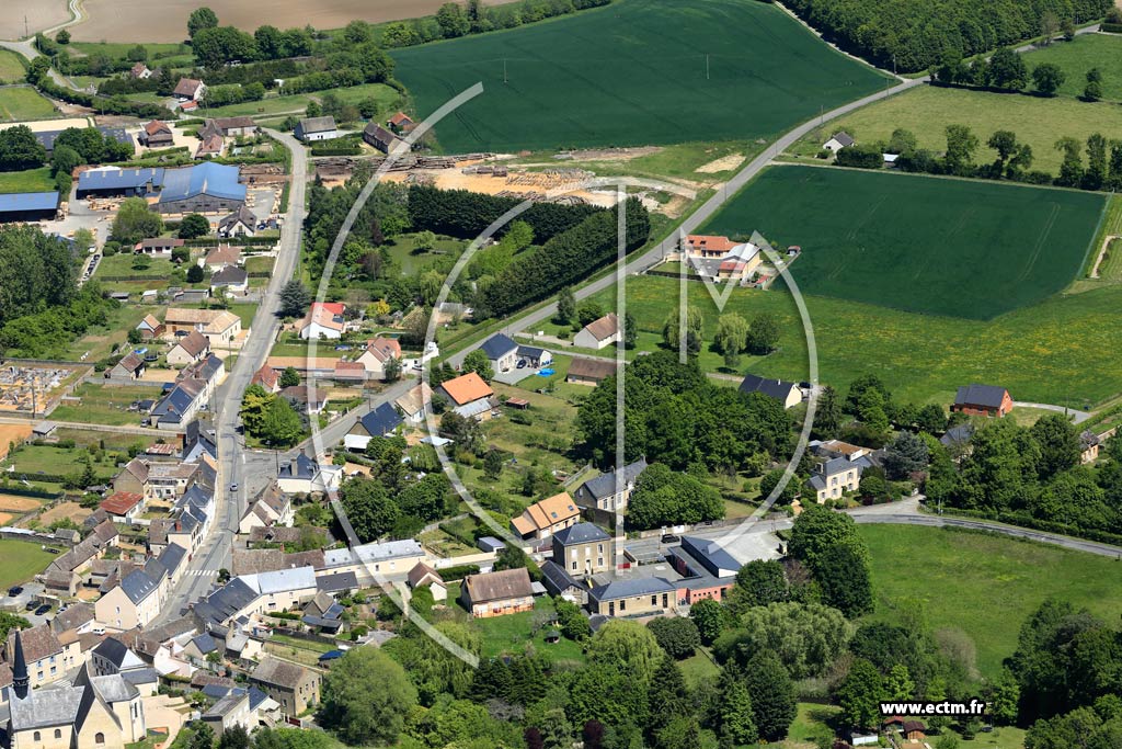 Photo arienne de La Chapelle-Saint-Rmy