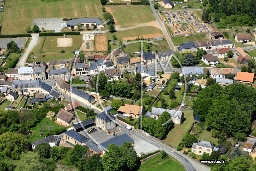 Photo arienne de La Chapelle-Saint-Rmy