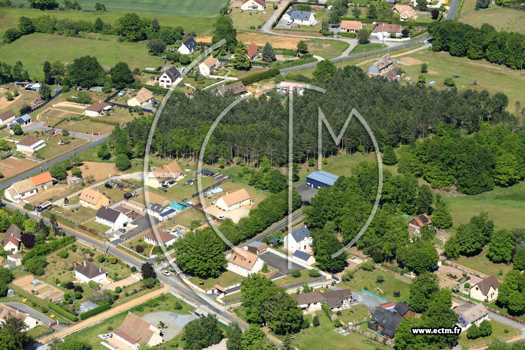 Photo arienne de Saint-Mars-la-Brire (La Tourerie)