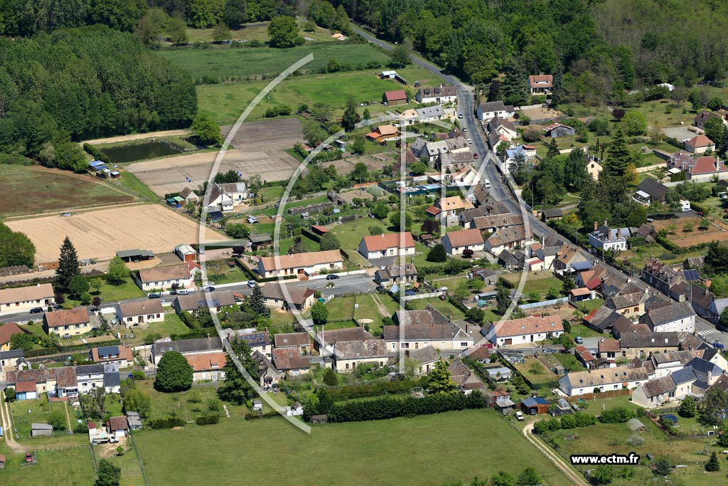 Photo arienne de Saint-Mars-de-Locquenay