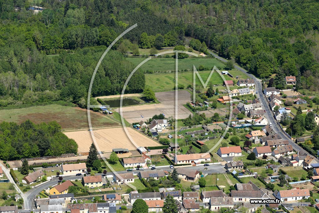 Photo arienne de Saint-Mars-de-Locquenay