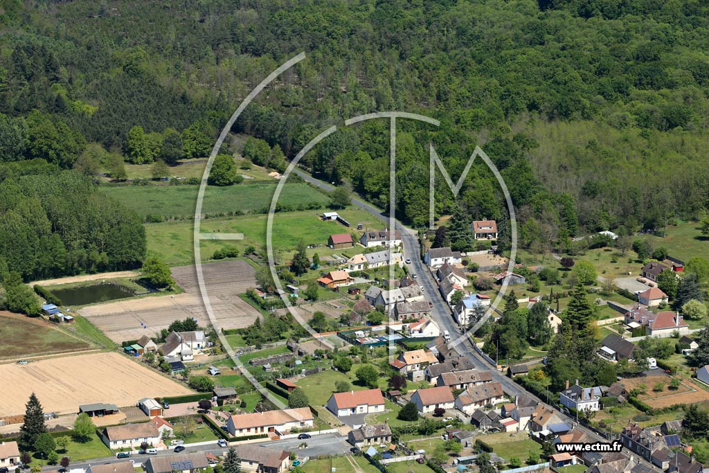 Photo arienne de Saint-Mars-de-Locquenay