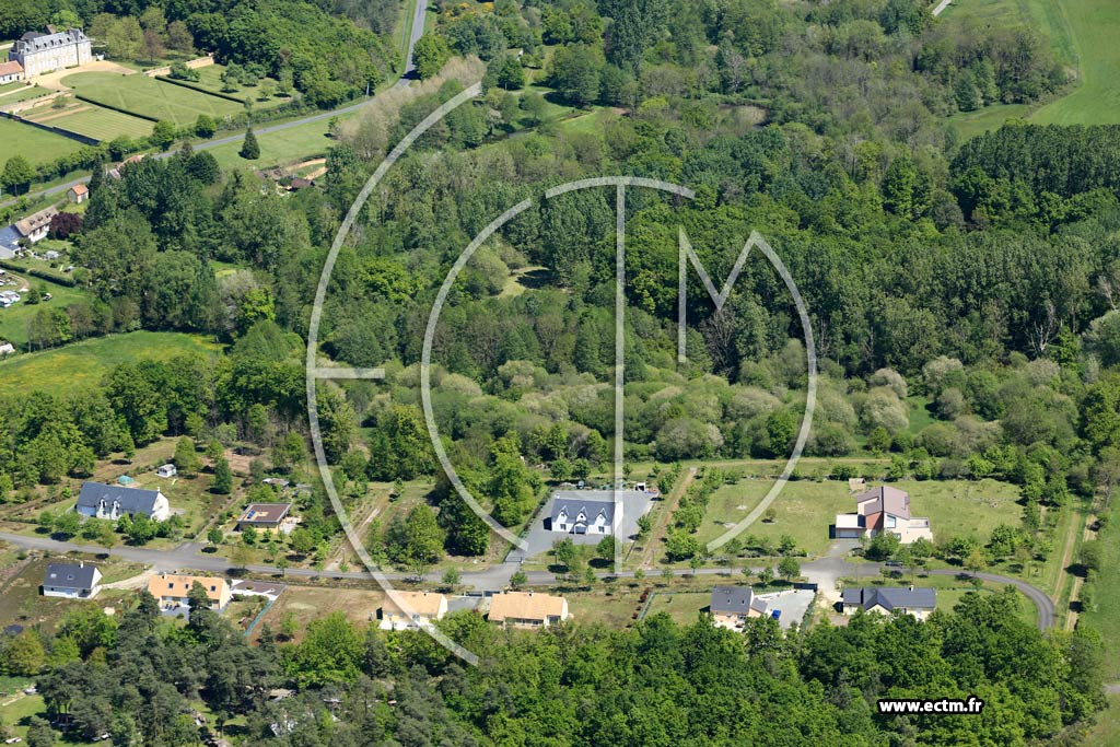 Photo arienne de Saint-Mars-de-Locquenay (La Pelouse)
