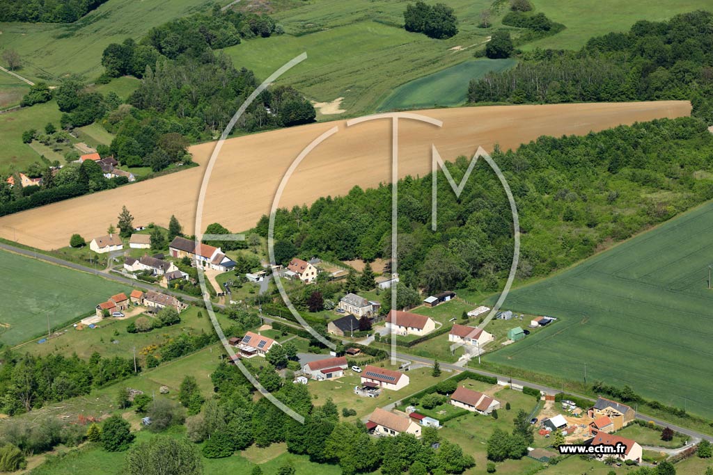 Photo arienne de Pontvallain (Les Raguenires)