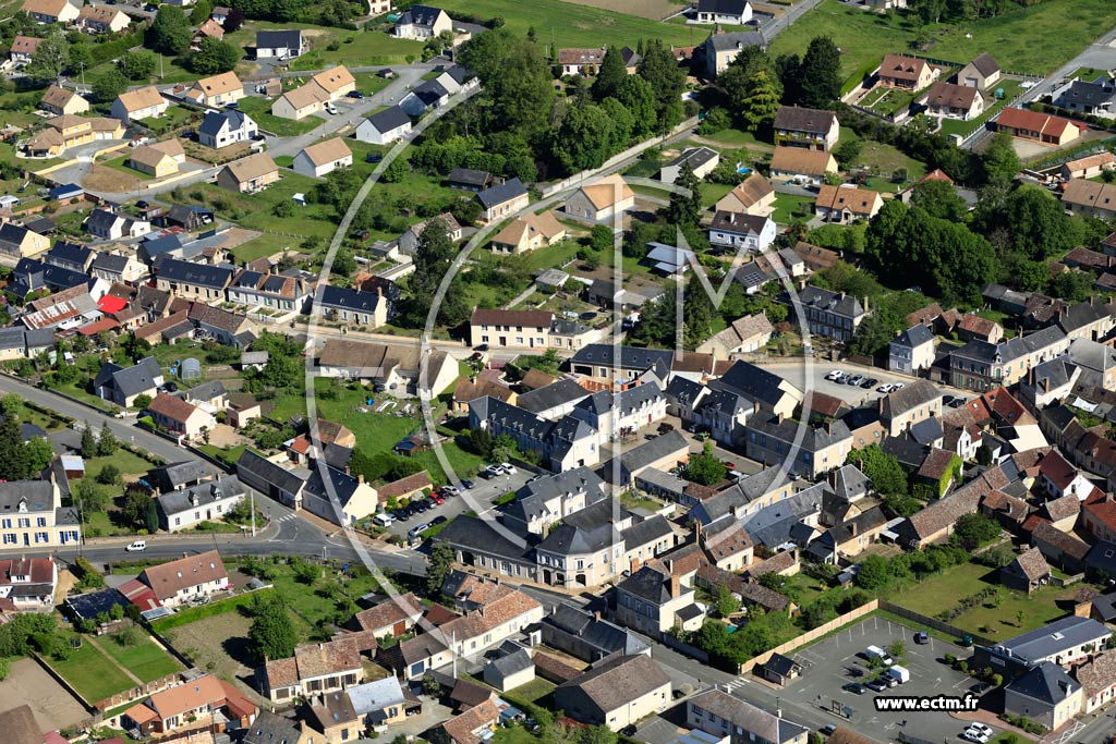 Photo arienne de Saint-Mars-d'Outill