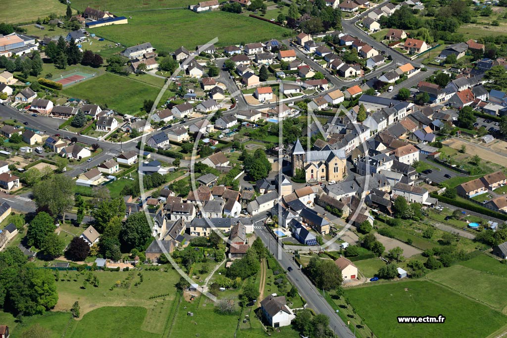 Photo arienne de Yvr-le-Plin