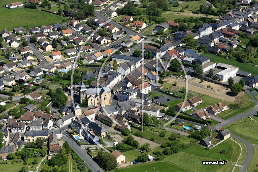 Photo arienne de Yvr-le-Plin