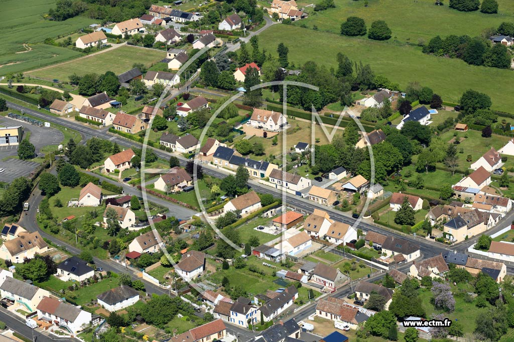 Photo arienne de tival-ls-le-Mans (La Ferrire)