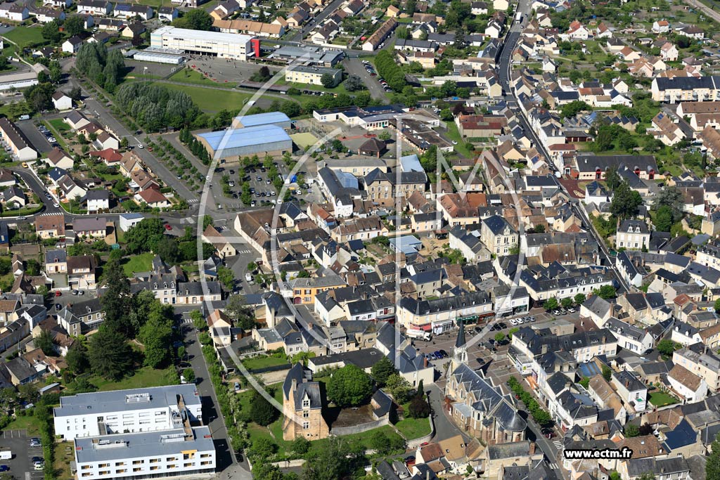 Photo arienne de La Suze-sur-Sarthe
