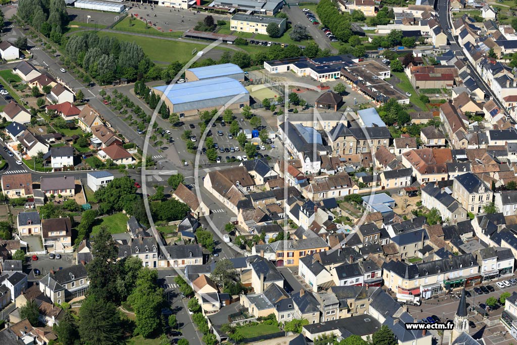 Photo arienne de La Suze-sur-Sarthe