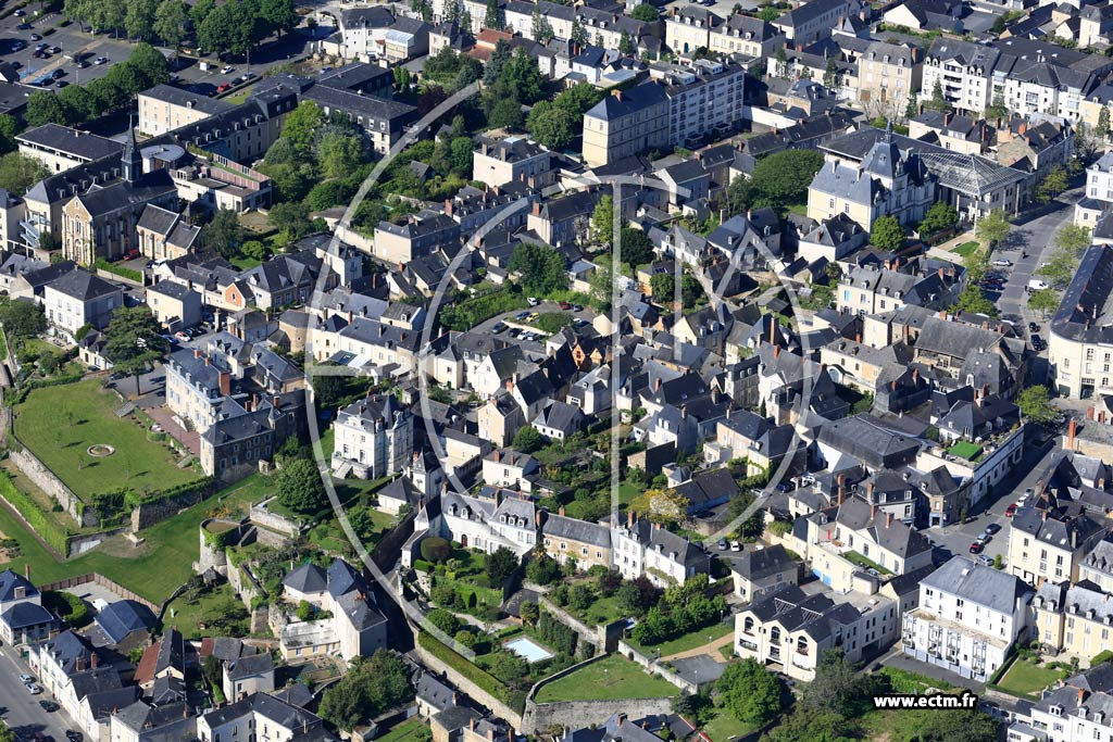Photo arienne de Chteau-Gontier (Rive Gauche)