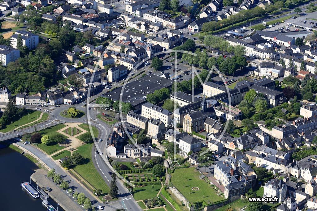 Photo arienne de Chteau-Gontier (Rive Gauche)
