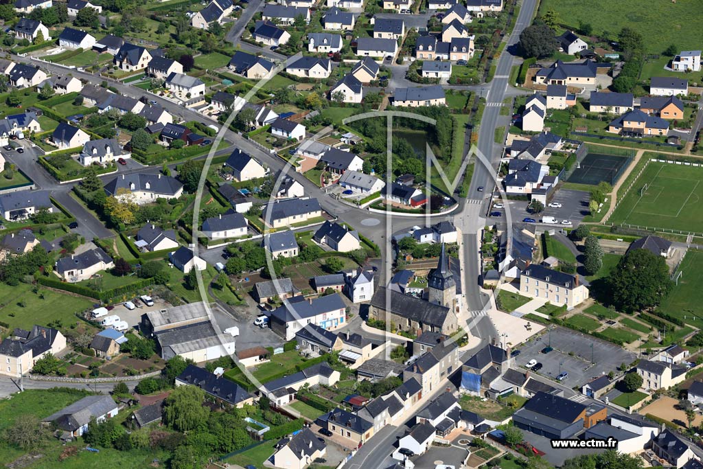 Photo arienne de Loign-sur-Mayenne