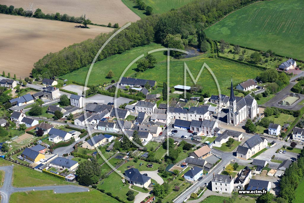 Photo arienne de Saint-Saturnin-du-Limet