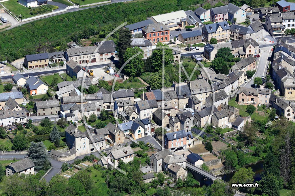 Photo arienne de Bourgs-sur-Colagne (Le Monastier-Pin-Moris)