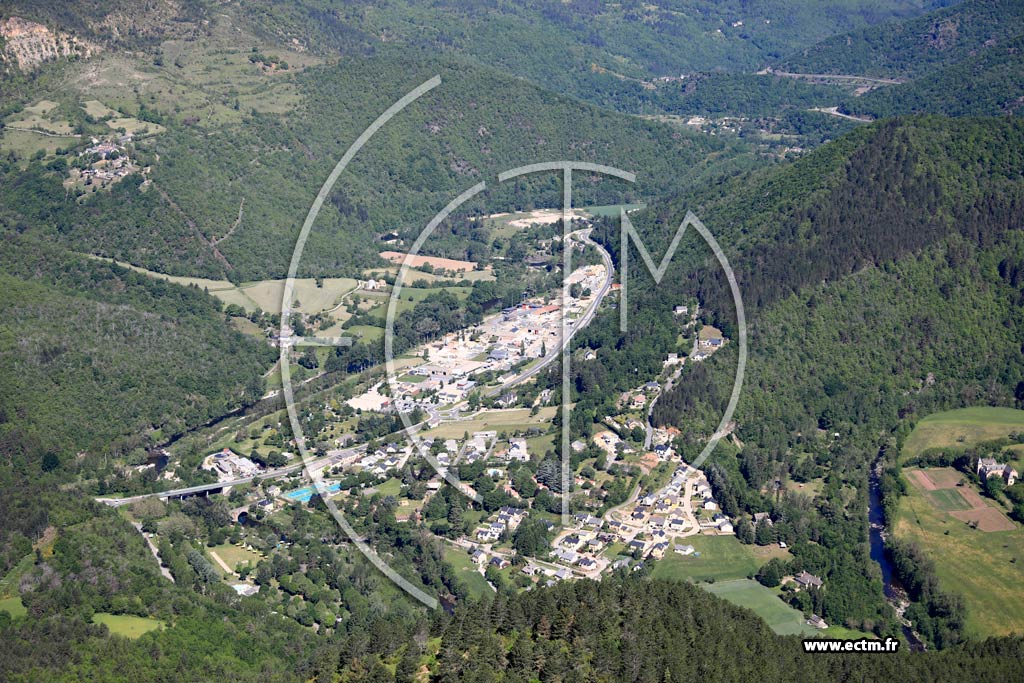 Photo arienne de Florac-Trois-Rivires (Le Pont du Tarn)