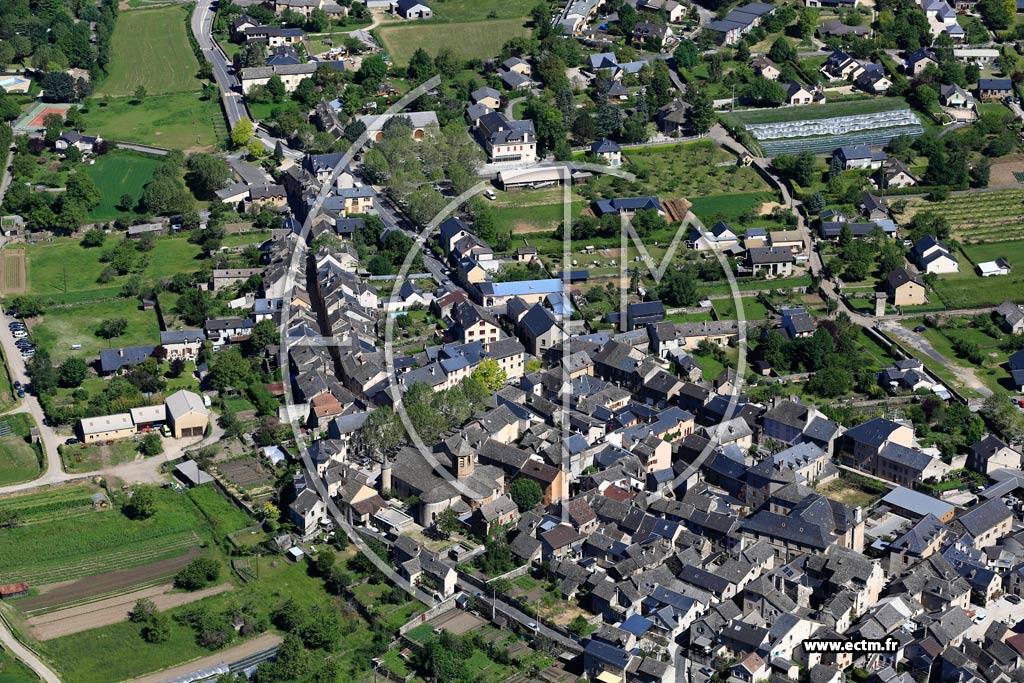 Photo arienne de Ispagnac
